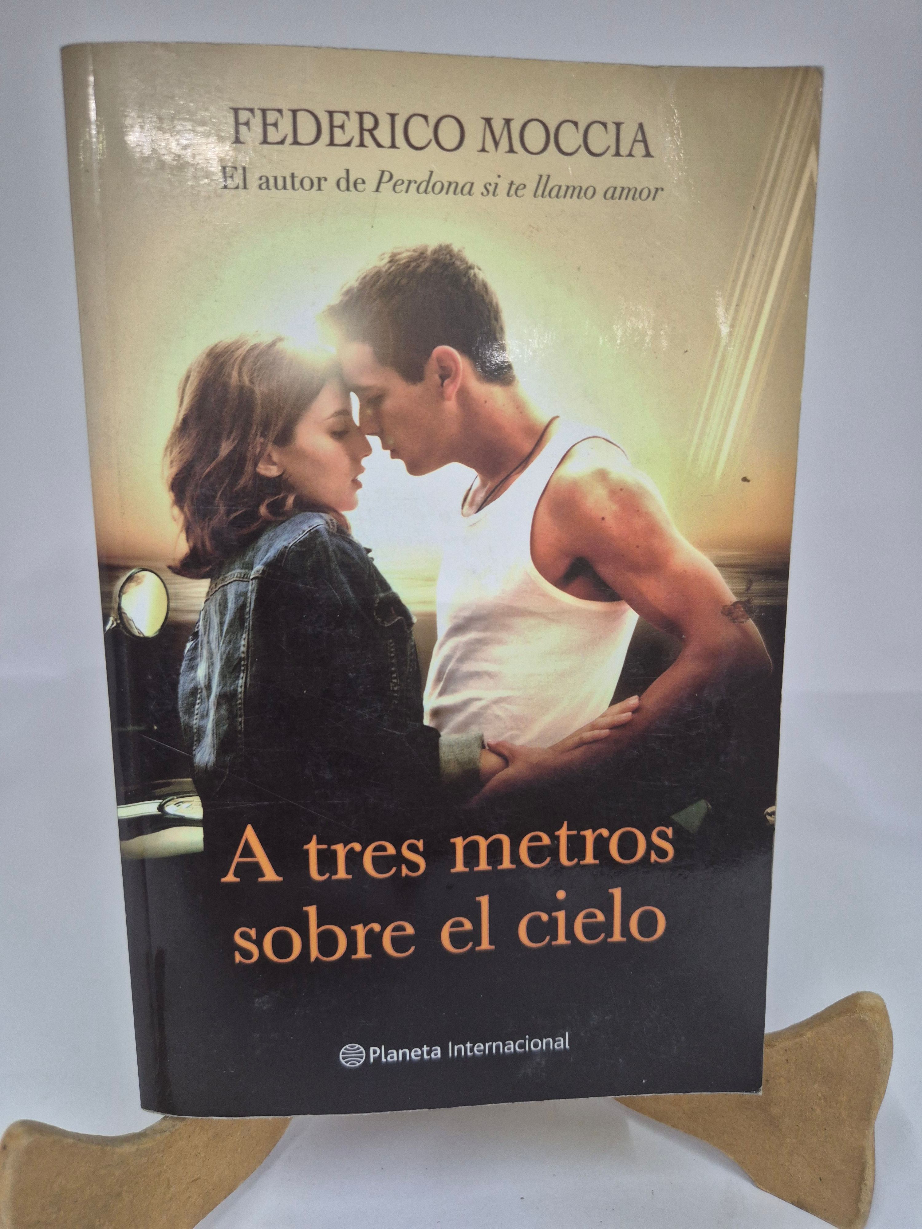 A TRES METROS SOBRE EL CIELO / FEDERICO MOCCIA