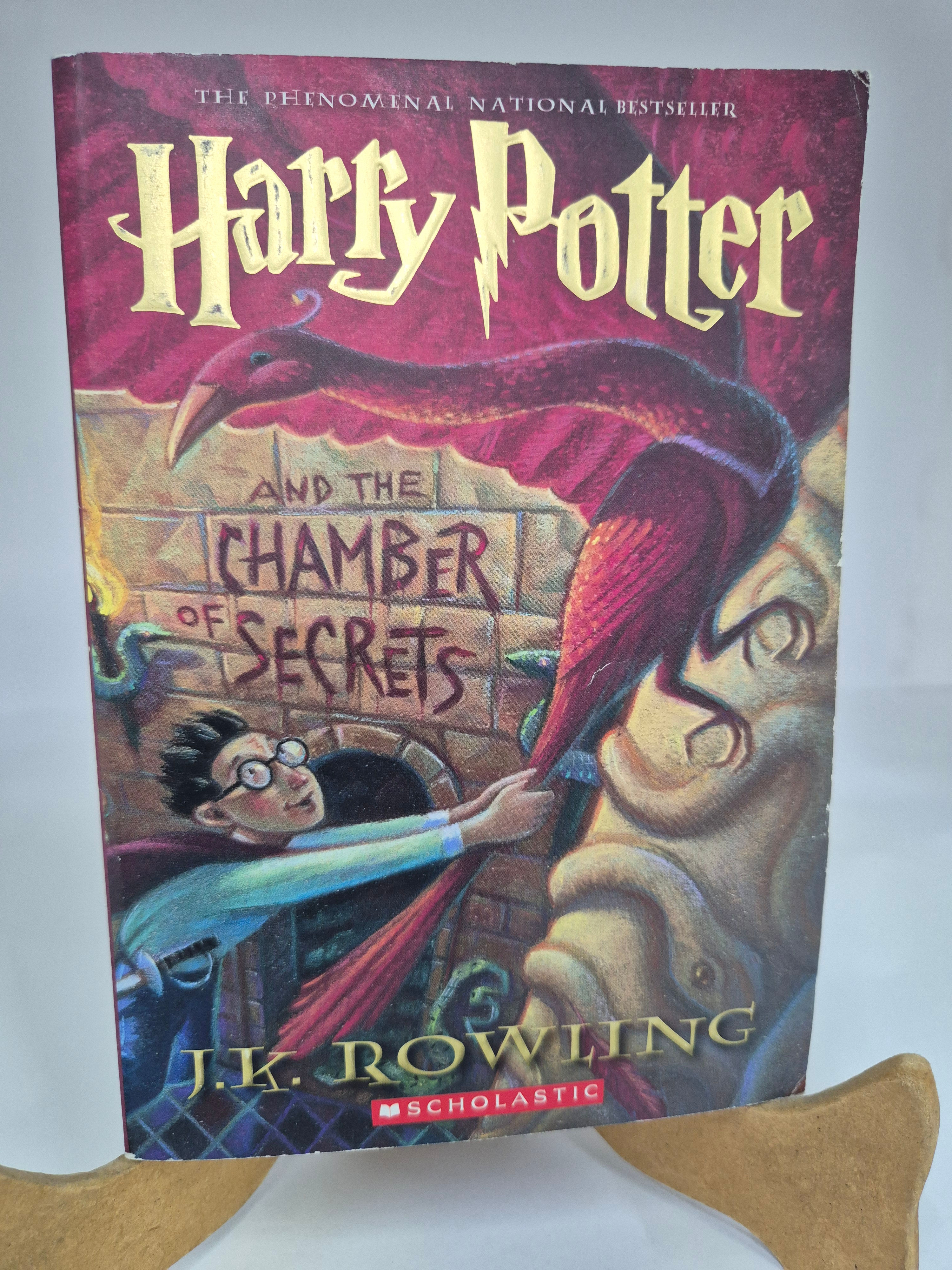 HARRY POTTER AND THE CHAMBER OF SECRETS / J. K. ROWLING
