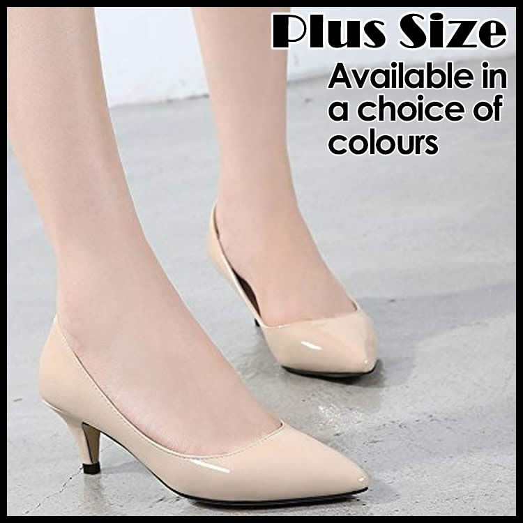 Thumbnail: Classic Kitten Heel Pointed Toe Pump