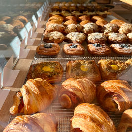 Baker and Barista Miami Bakery Cinnamon Rolls Miami Sourdough Healthy Bread Coffee Matcha Tea 
