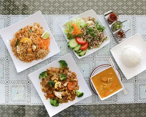 Thai-Food-Bernardsville-NJ-Rikies.avif