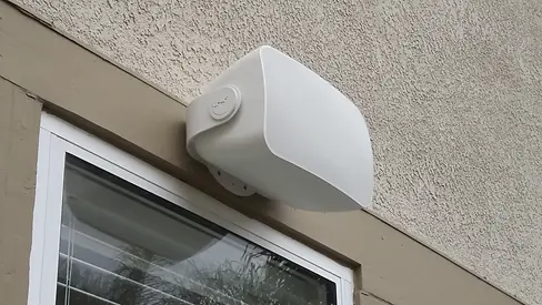 Sonance-Outdoor-Speaker-On-Wall-Surface-Mount-Installation-Near-Farhills-NJ.webp