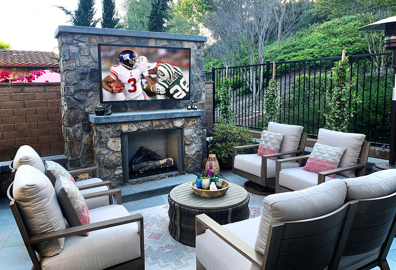 Outdoor TV With Firepit Southampton NY