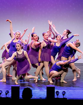 Kids modern dance classes