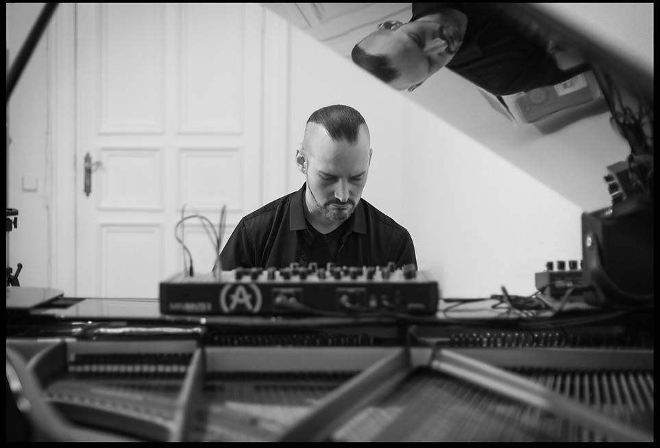 Portrait of musician Winfried Strauss