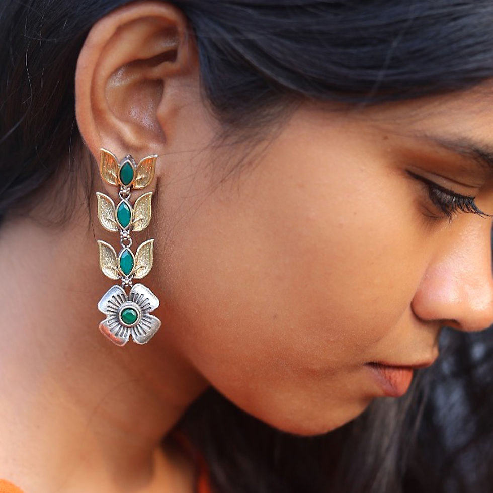 Floral-shaped Green Stone Embellished Dangle Earrings