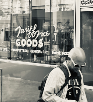 Experiential Retail: Discovering Chess Club and Maps