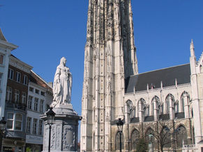Bevlagging St-Romboutstoren