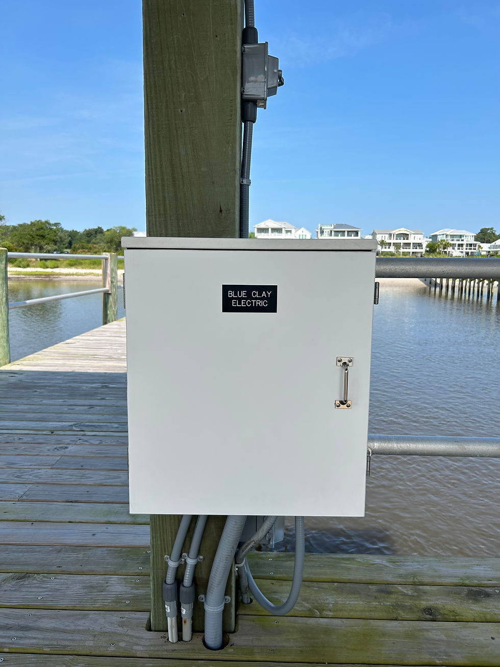 custom dock box to protect panel from rust