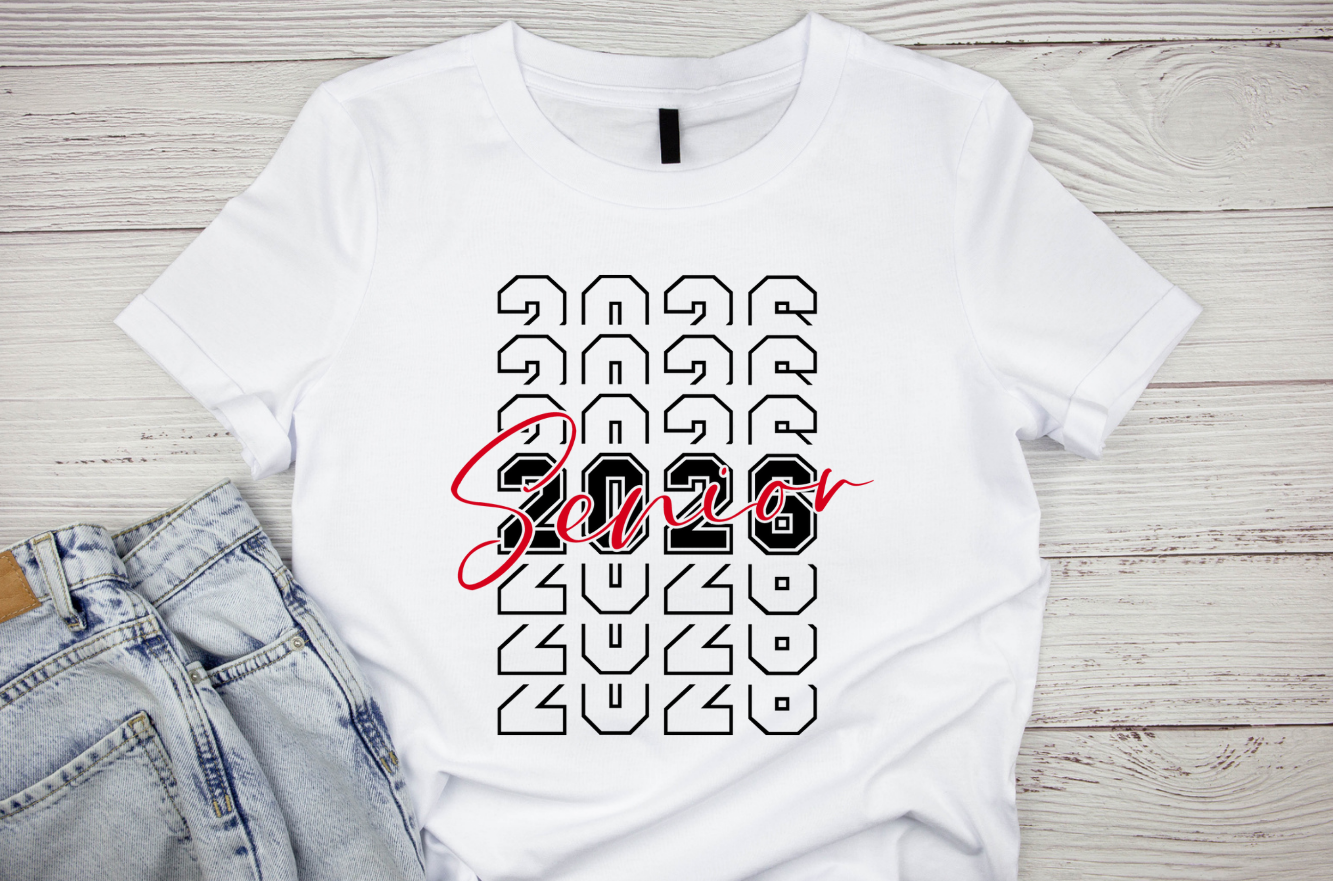 Senior 2026-stacked font
