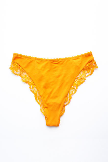 Olivia thong/ Lonely