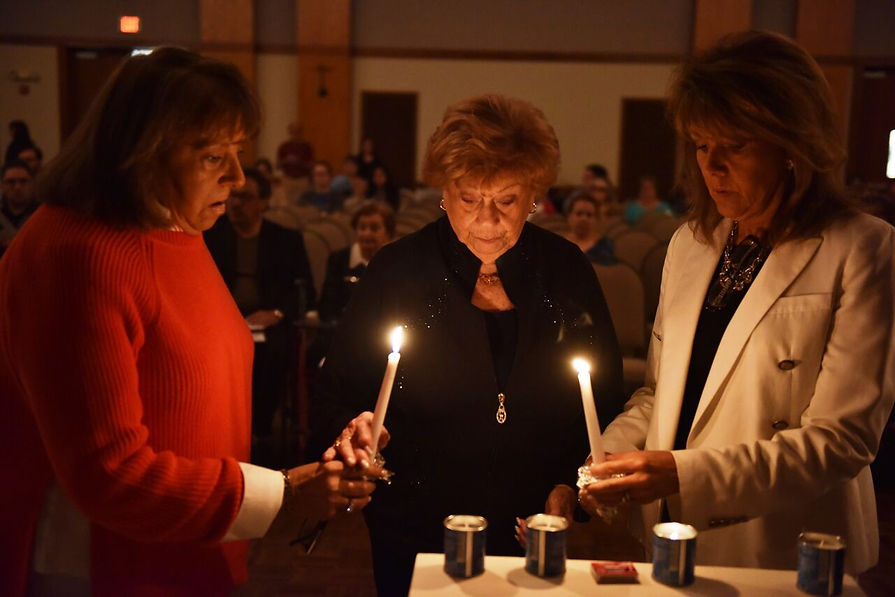 candlelightingjpeg.jpeg