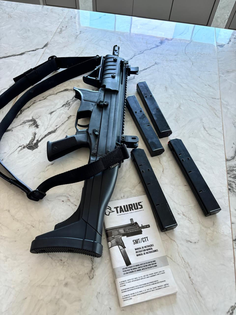 ARMA SEMI-NOVA CTT40 CAL. 40