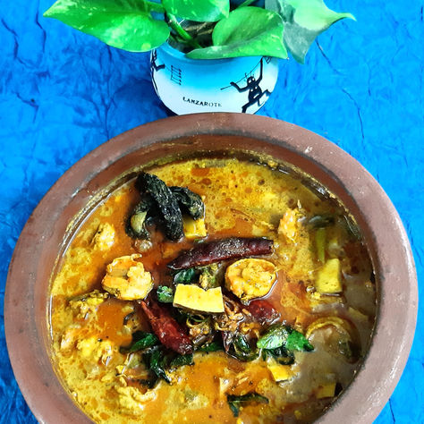 PRAWNS COCONUT CURRY