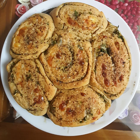 SCALLION AND GARLIC CHEESE BREAD