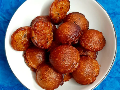 UNNIYAPPAM (SWEET APPE/PANIYARAM)