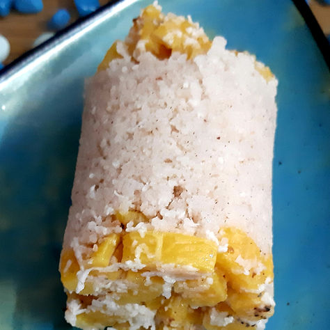 PUTTU (STEAMED RICE CAKE)