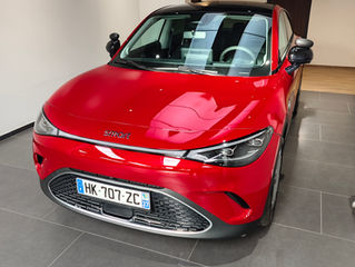 Elle est arrivée ! 🚗⚡ L'auto-école passe au vert : découvrez notre nouvelle voiture électrique pour des leçons plus silencieuses, efficaces et respectueuses de l'environnement.