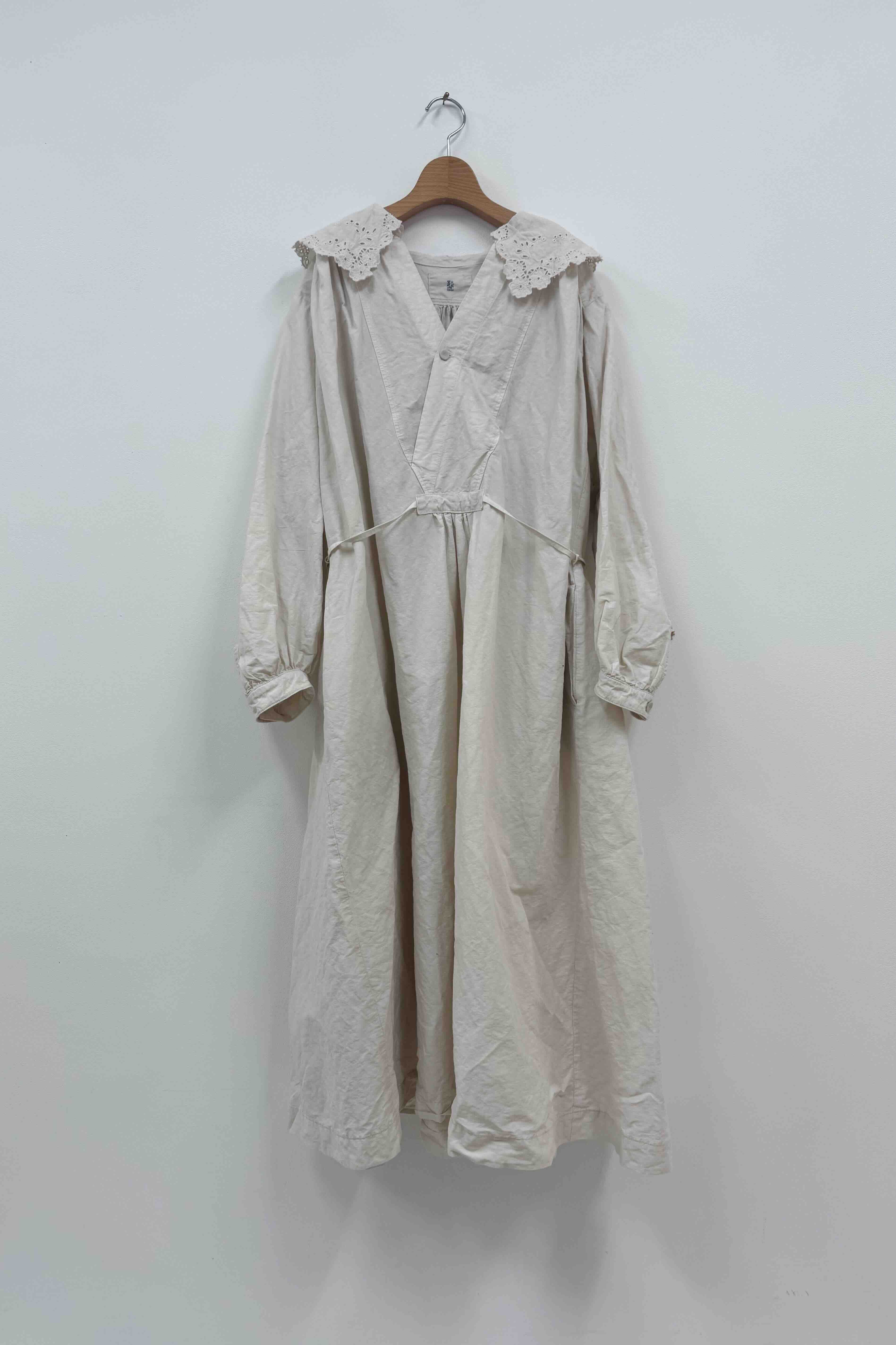 GASA* Lace Collar Dress