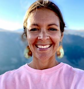 Amanda Gibbons.png