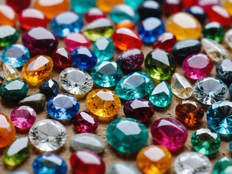 How Do Gemstone Colours Impact Our Emotions and Identity in Mysterious Ways?