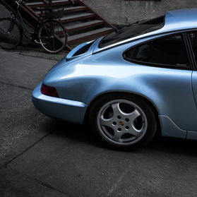 Porsche 964 Berlin,Hinterhof