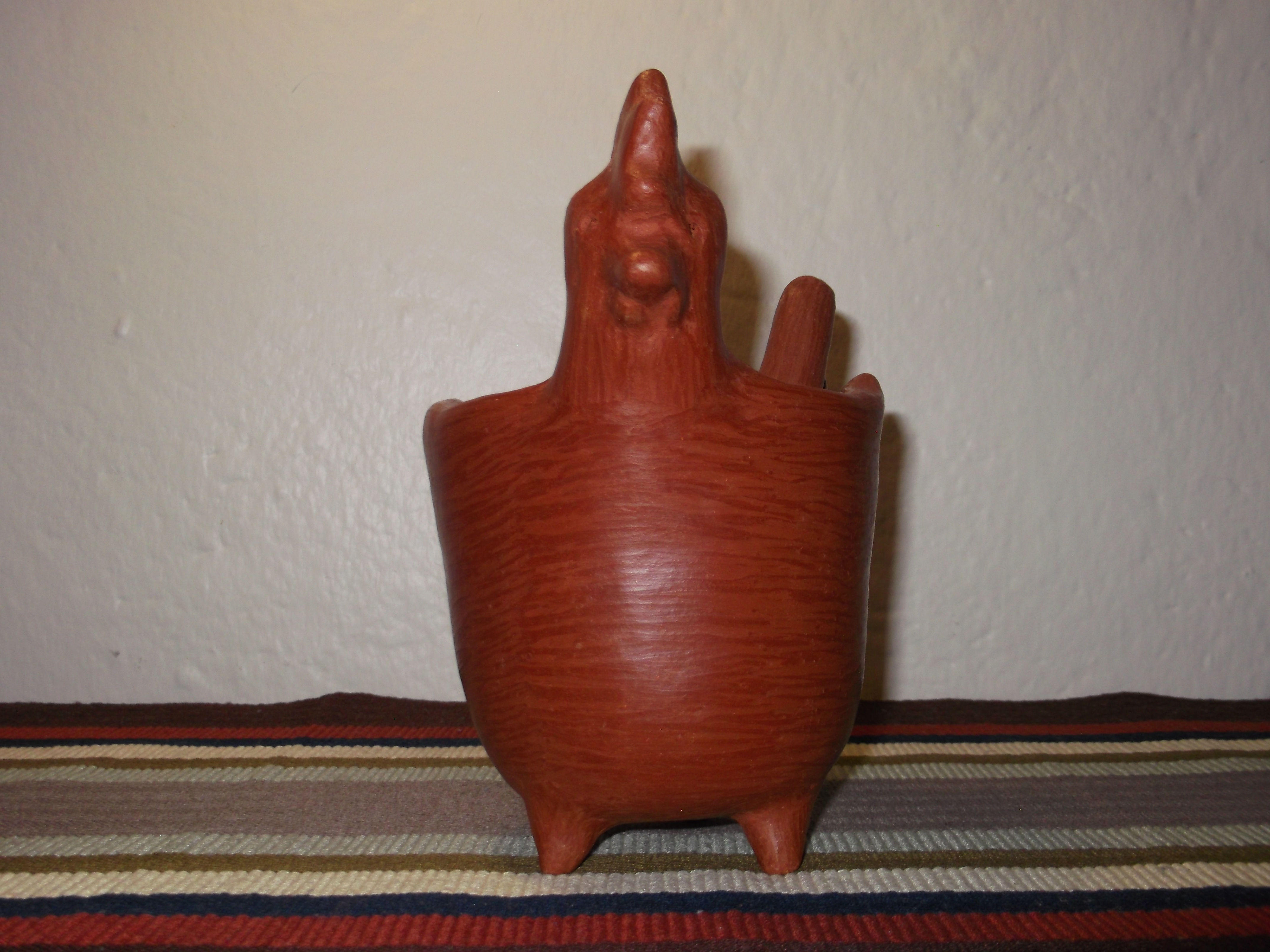 Salsera de gallina con cuchara