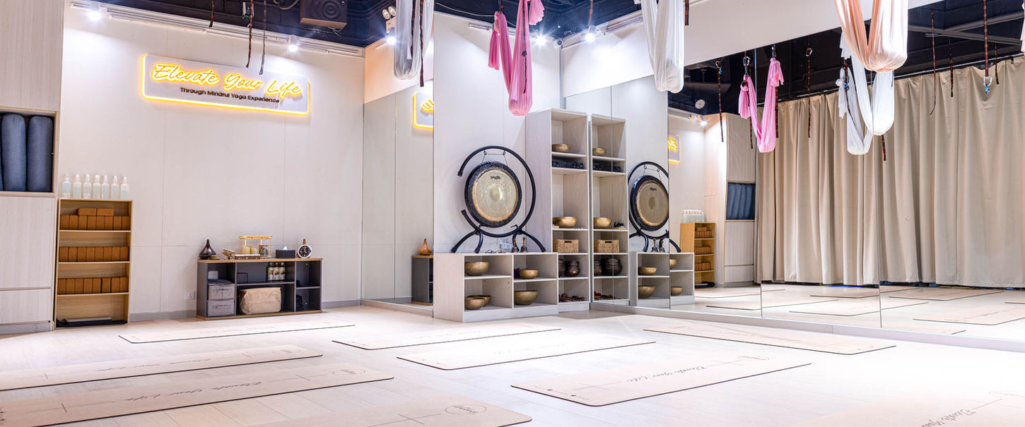 Go Above Club | Papillons Square - Yoga Room
