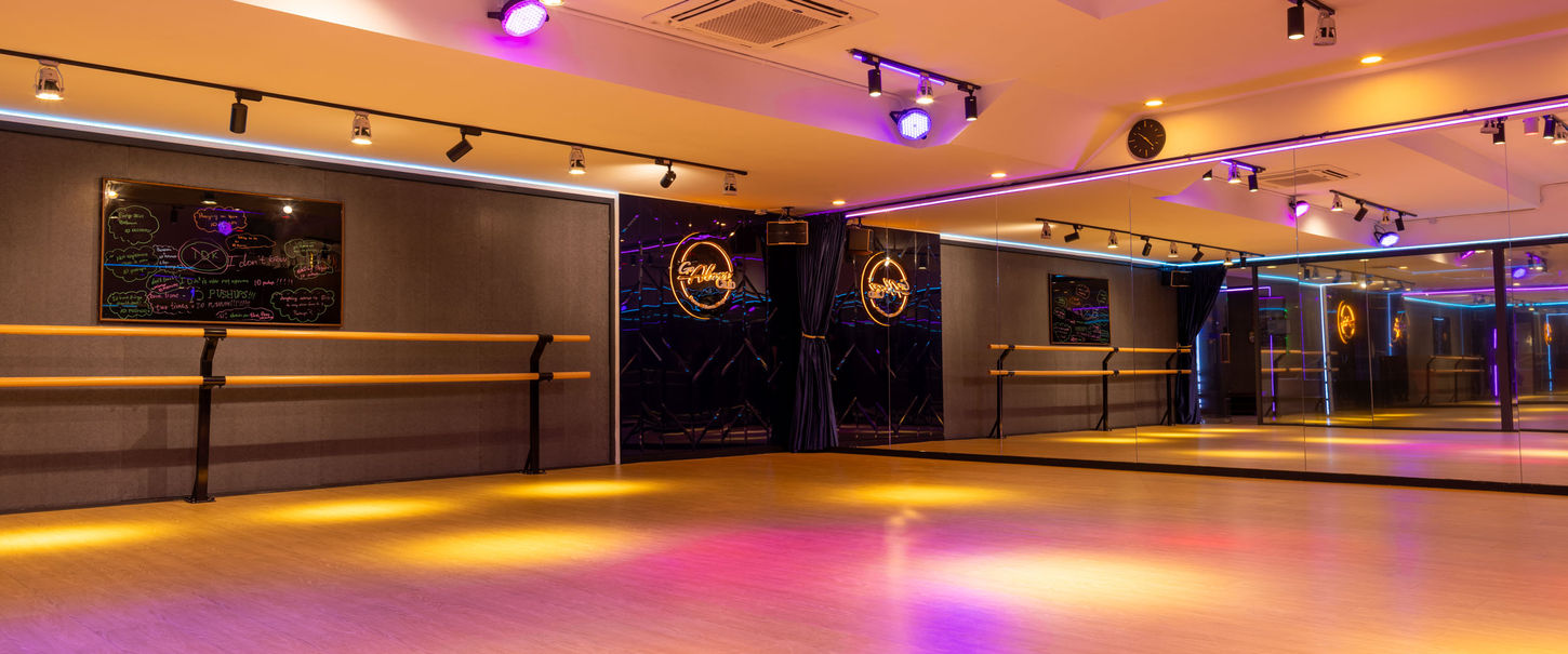 Go Above Club | Alto - Main Dance Studio