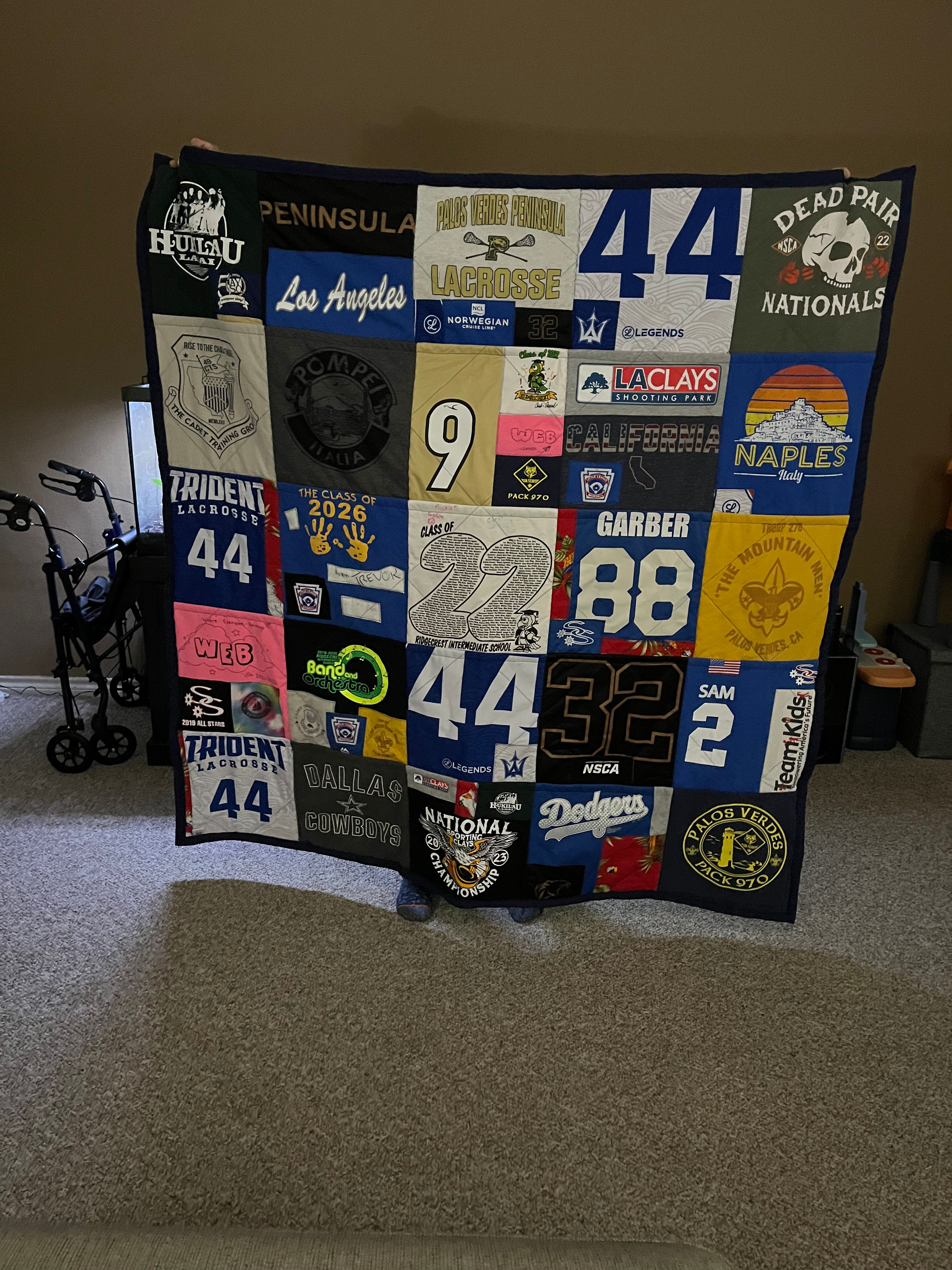 25 Block Quilt Aprox (70x70 inches) No Borders