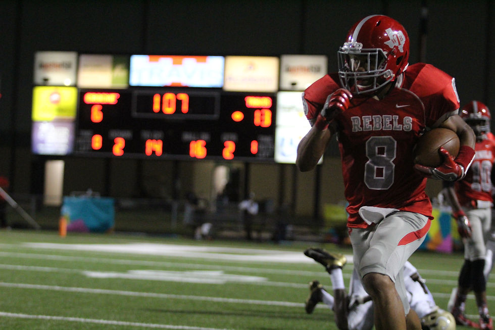 Football Travis