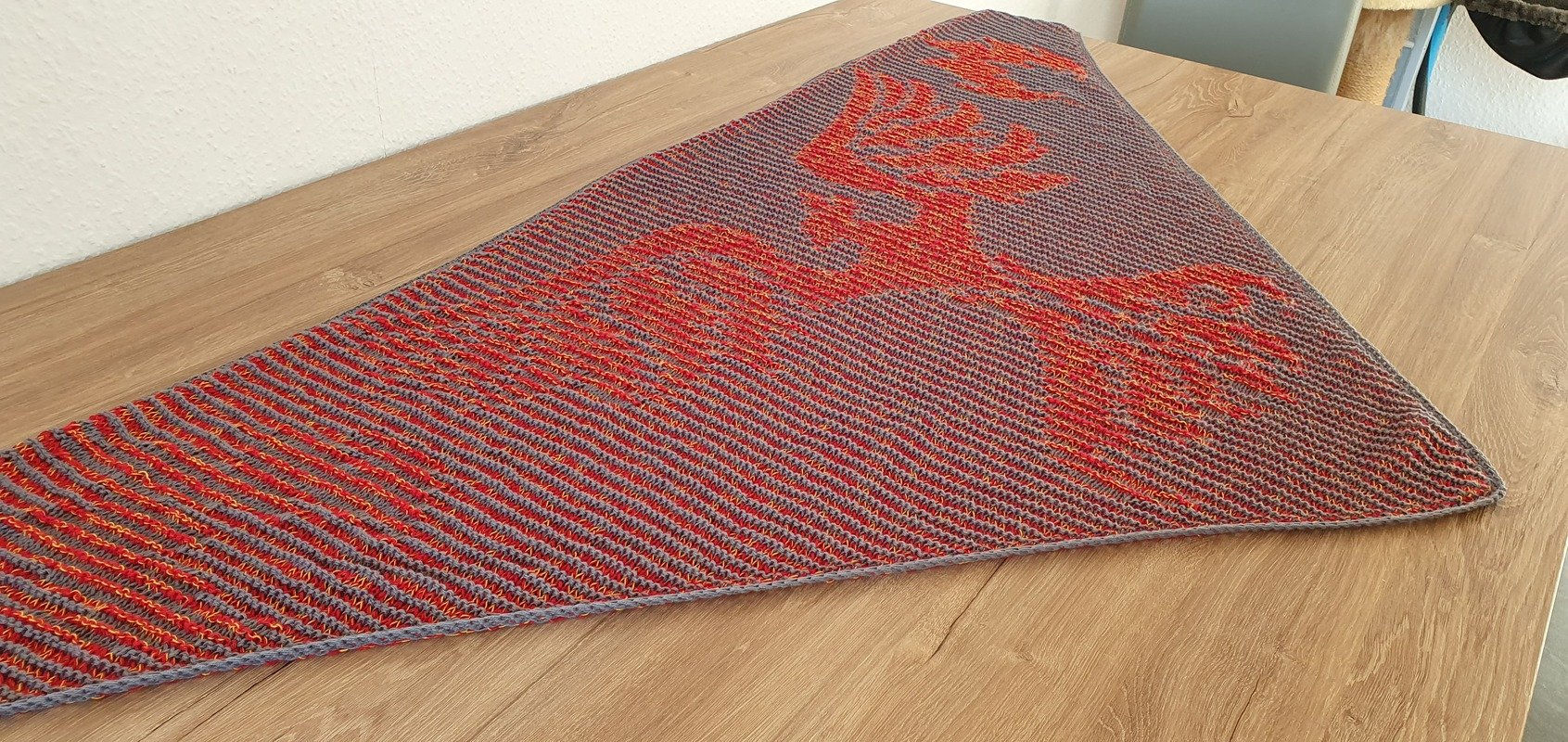 Phoenix, Mythologie, Schattenstricken, Motivtuch, Tuch Strickanleitung