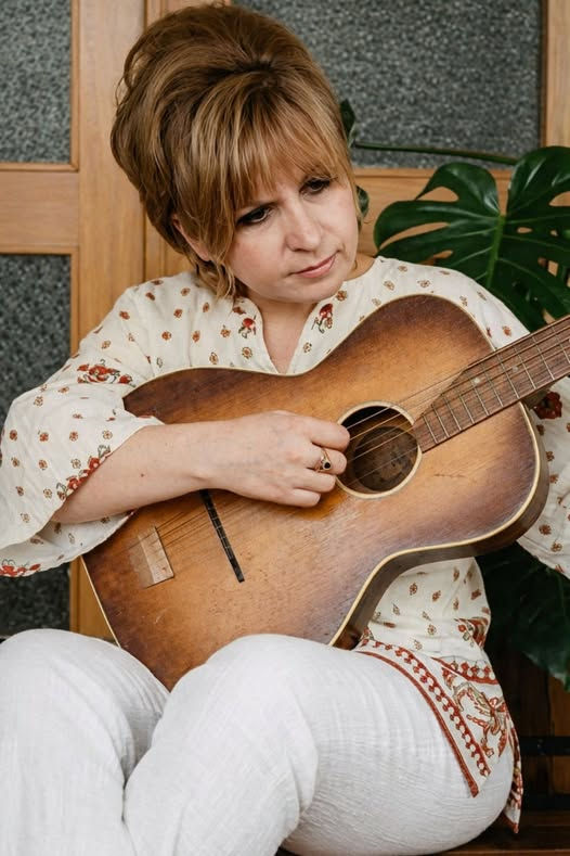 ÜLKÜ AKER:ŞARKILARIN YILDIZINI UĞURLUYORUZ ...