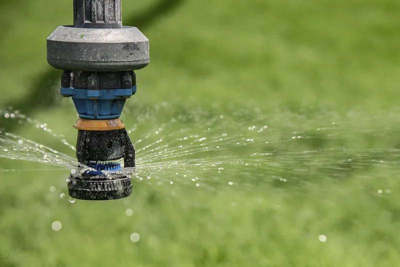  Pivot Sprinklers