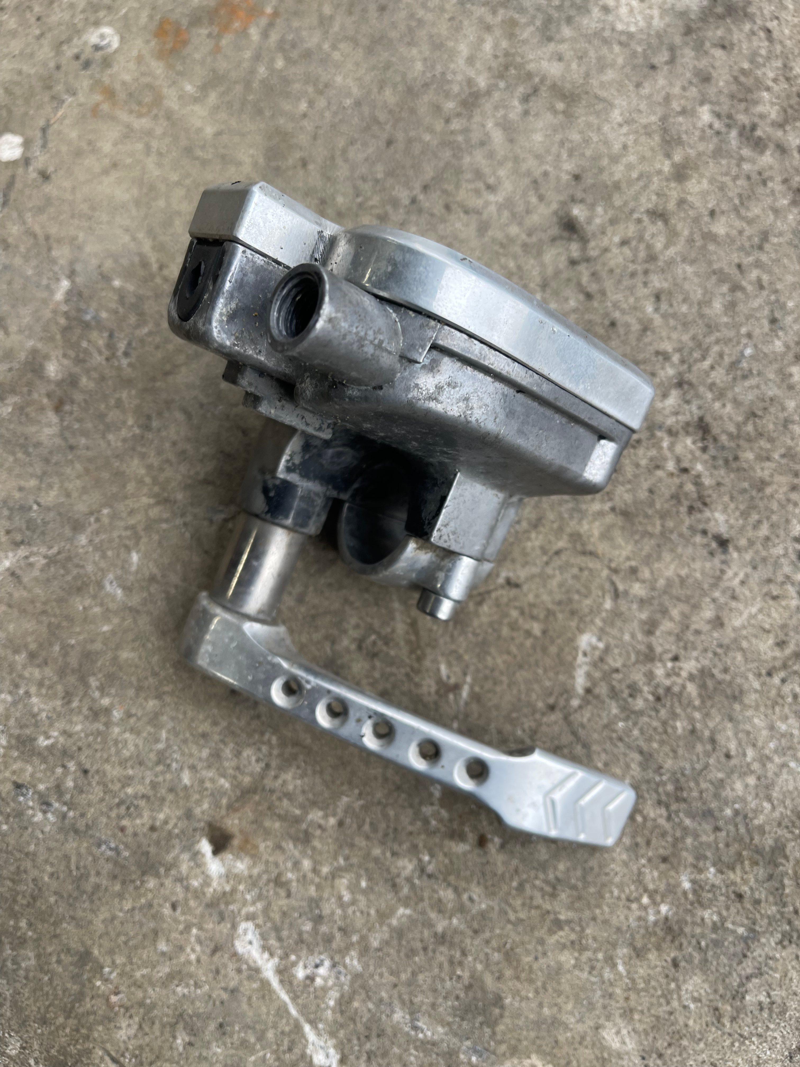 Thumb throttle 