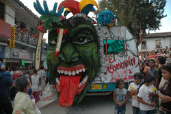 carnaval_blancos_y_negros