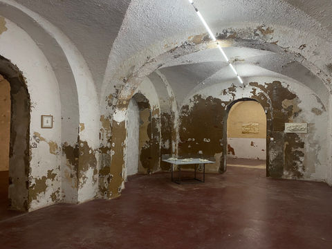 Exposição Nuvens de Ruído de Joana R. Sá, Associação 289, Pontes de Marchil, 2022.