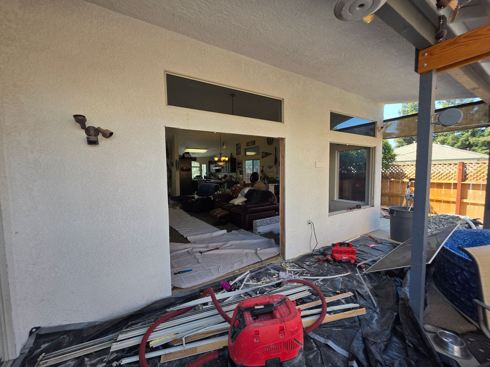 Sliding patio door/ window