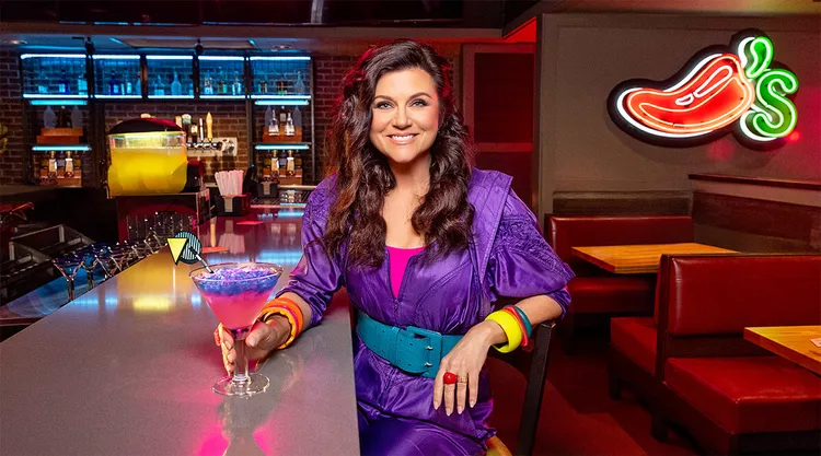 Chili’s extensively references the 1990s in its latest cocktail collaboration with Tiffani Thiessen. Credit: Chili's Grill & Bar