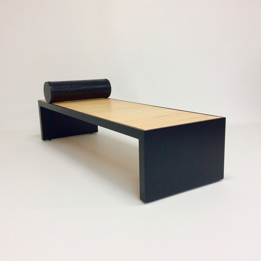 Miniature : Luca Meda Daybed "Les Beaux Jours", Molteni ,1987, Italy.