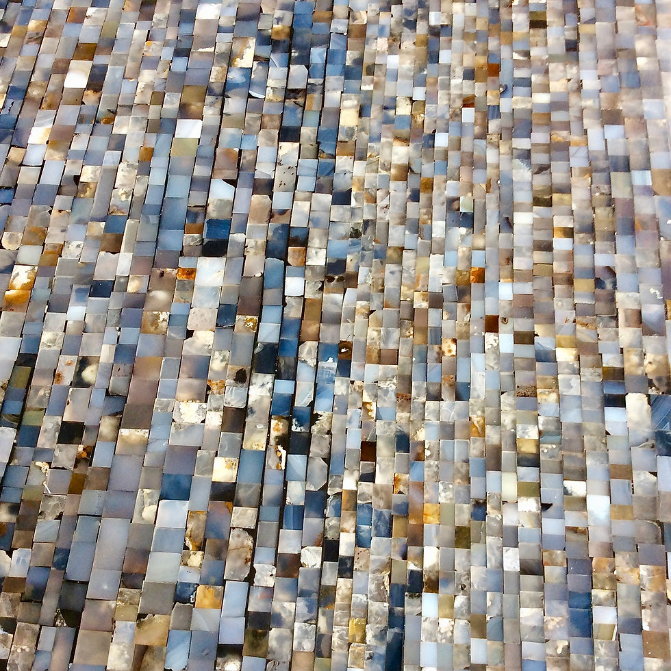 Miniature : Ado Chale Freeform Mosaic of Chalcedony Agate Coffee Table, circa 1980, Belgium.