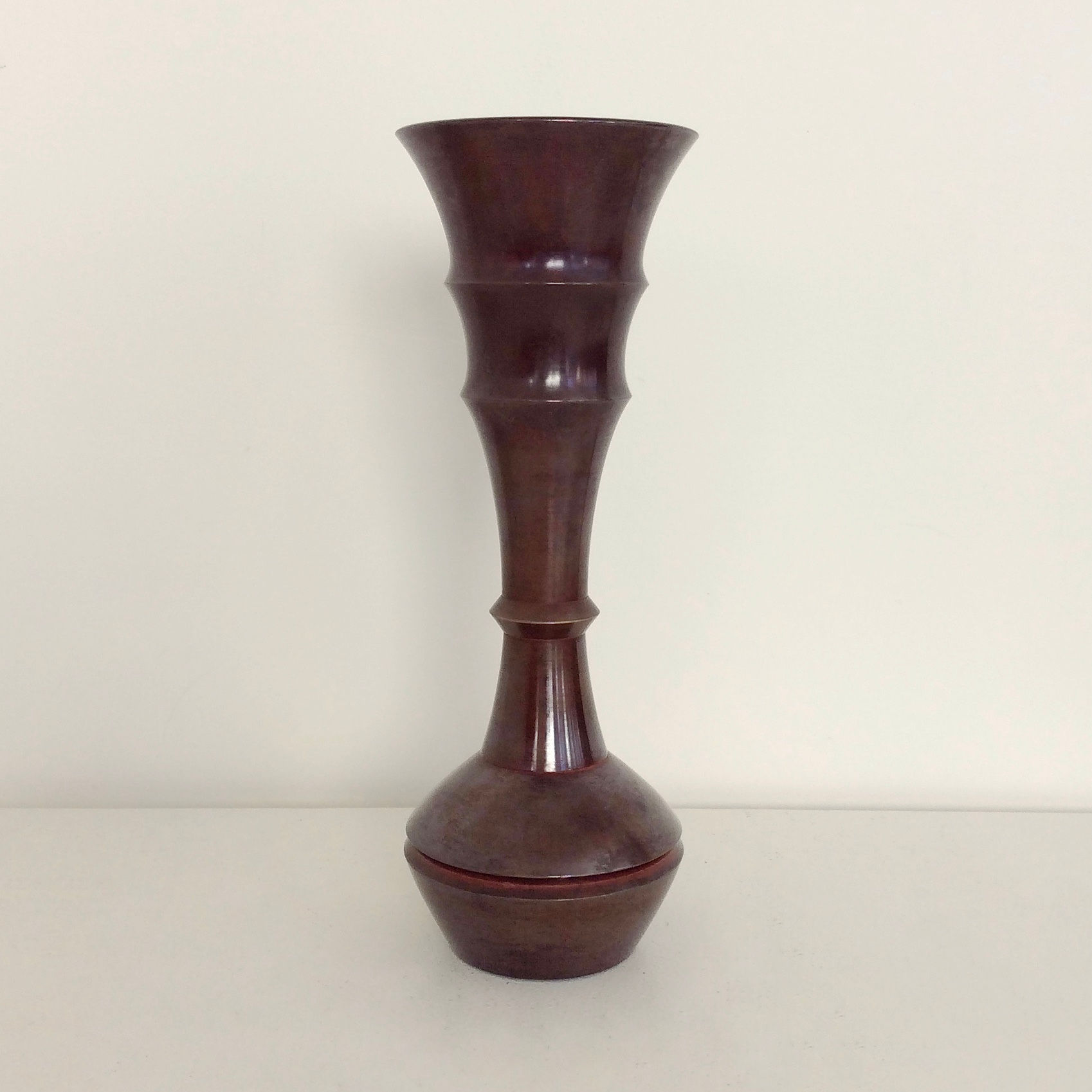 Yasumi Nakajima II Ikebana Bronze Vase, circa 1960, Japan.
