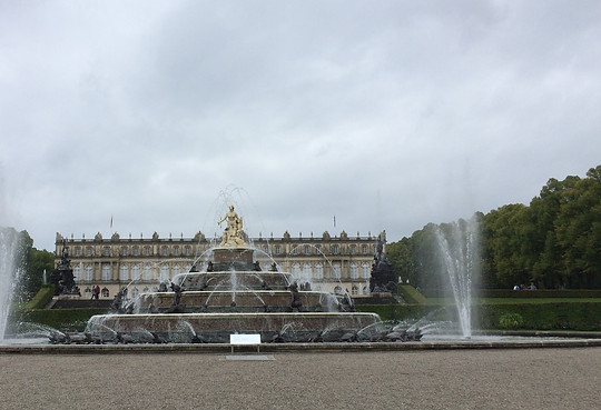 Schloss Herrenchiemsee; photo by Lily on Unsplash