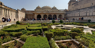 Image of the Amber Palace Gardens in Jaipur