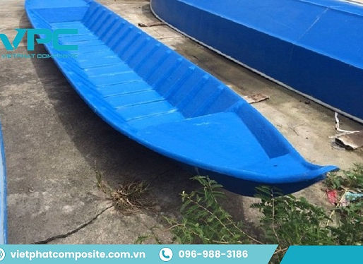 Thuyền Chèo Nhựa Composite: Giải Pháp Mới Cho Những Cuộc Phiêu Lưu Sống Động