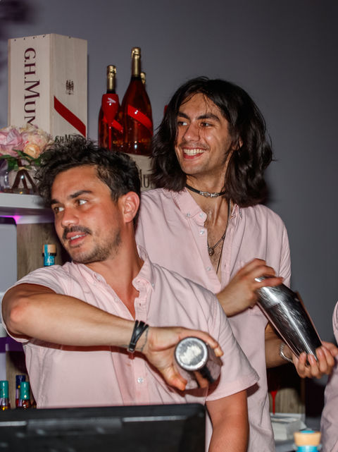 Mobile bartenders mixing cocktails in Auckland