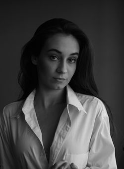 Hannah Frederick Headshot