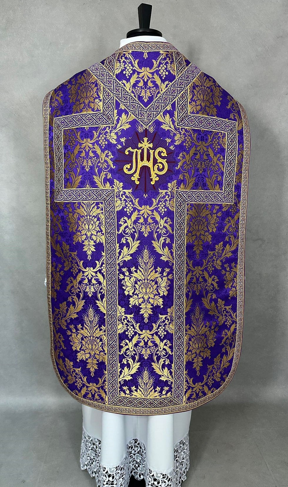 RC-294B Roman Chasuble Set