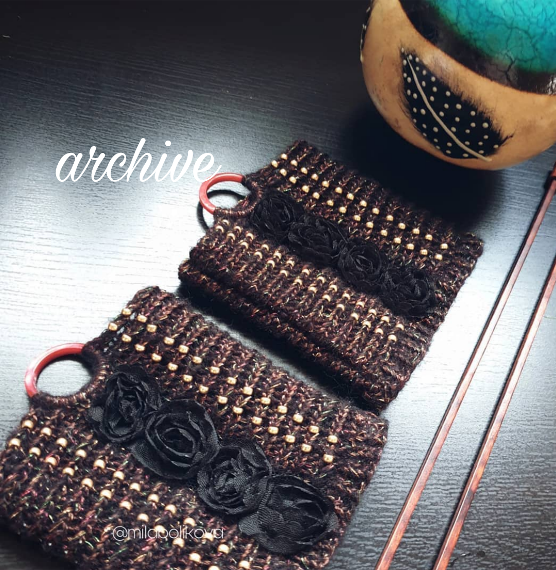 Archive: Chocolate Cuffs with Roses/Size S