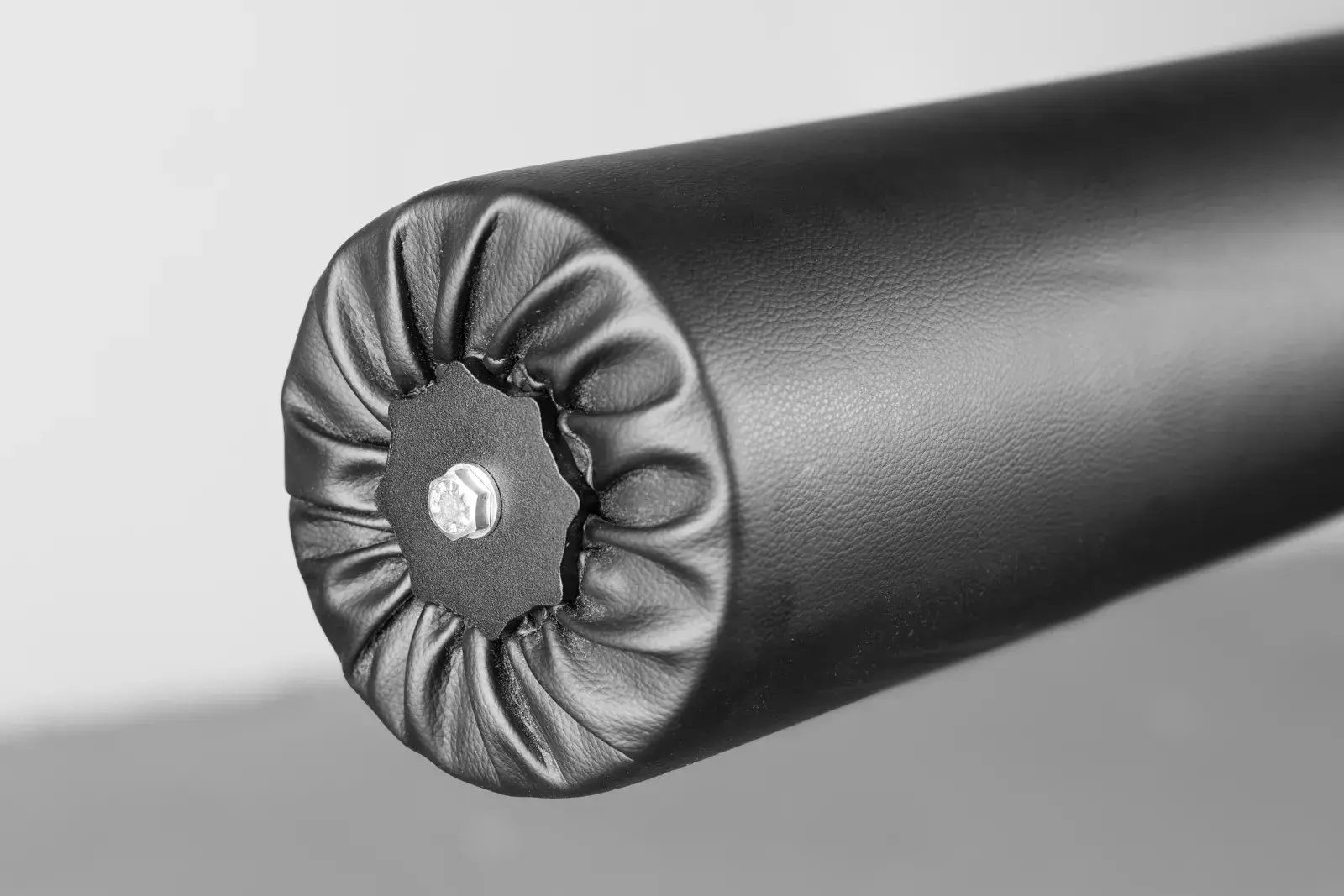 Mighty Long Pillow Holder